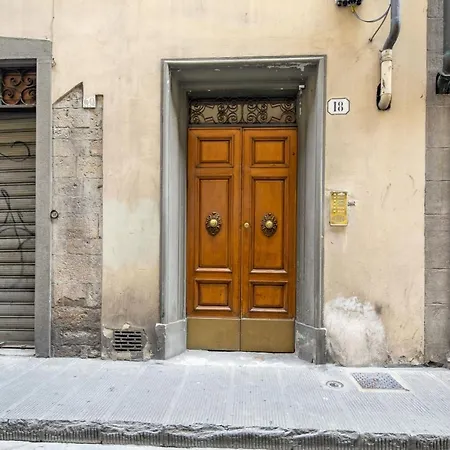 Tornabuoni Chic * Firenze